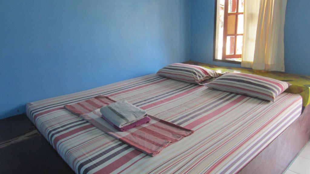 Charung Beach Haad Rin Extérieur photo