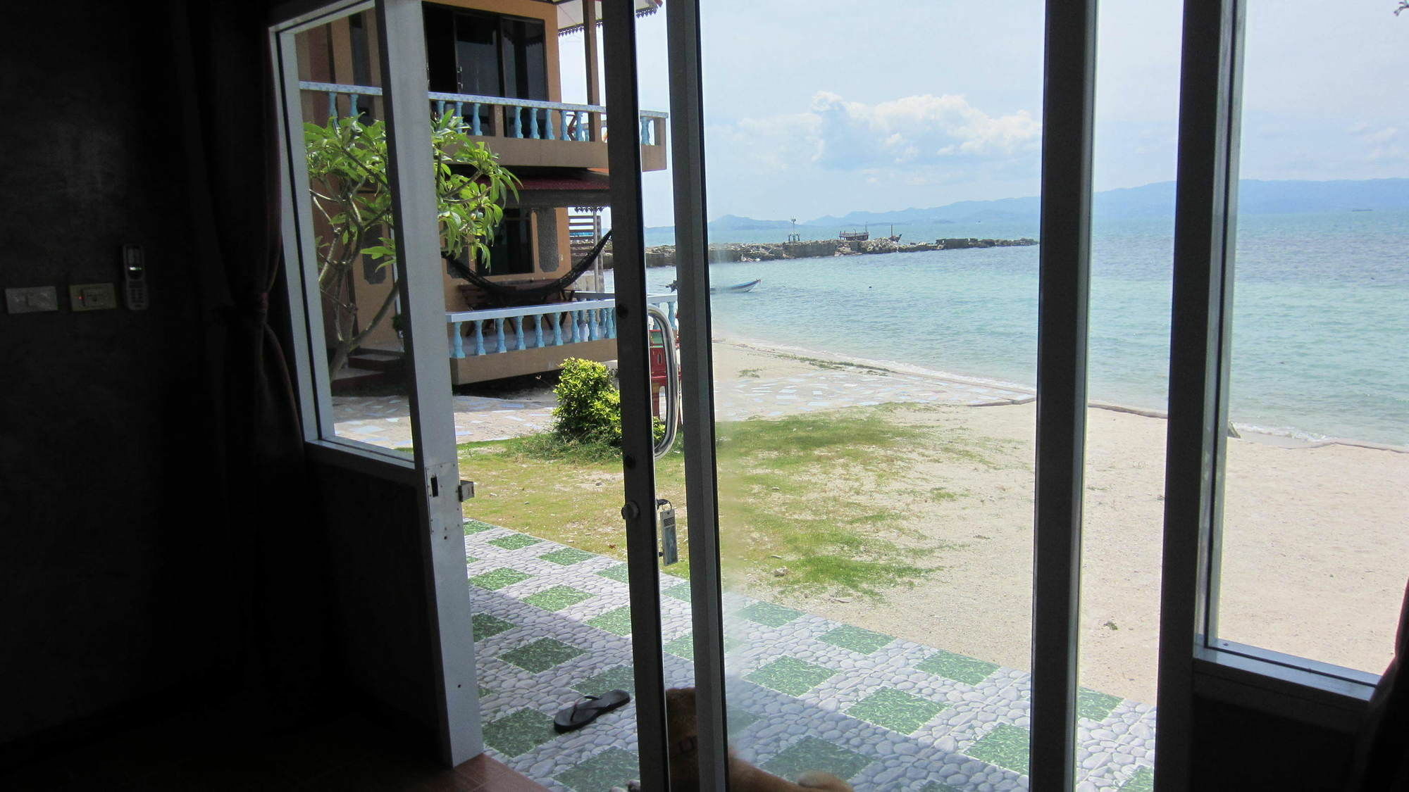 Charung Beach Haad Rin Extérieur photo